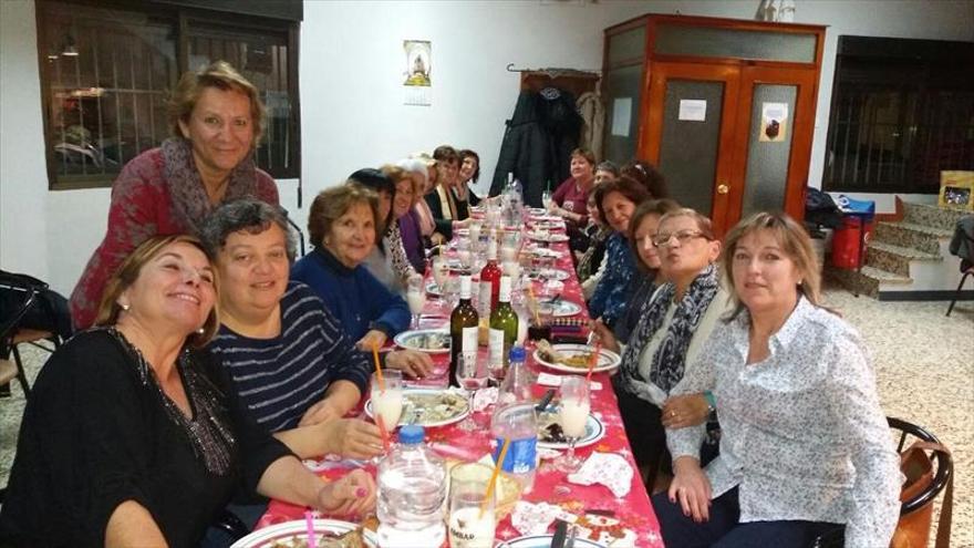 Cena navideña de las mujeres