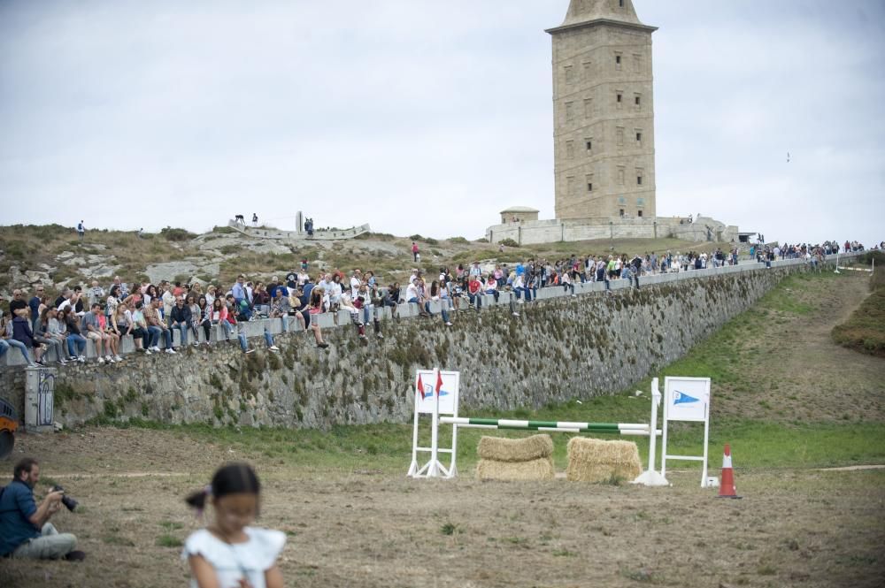 Derby hípico en la Torre de Hércules