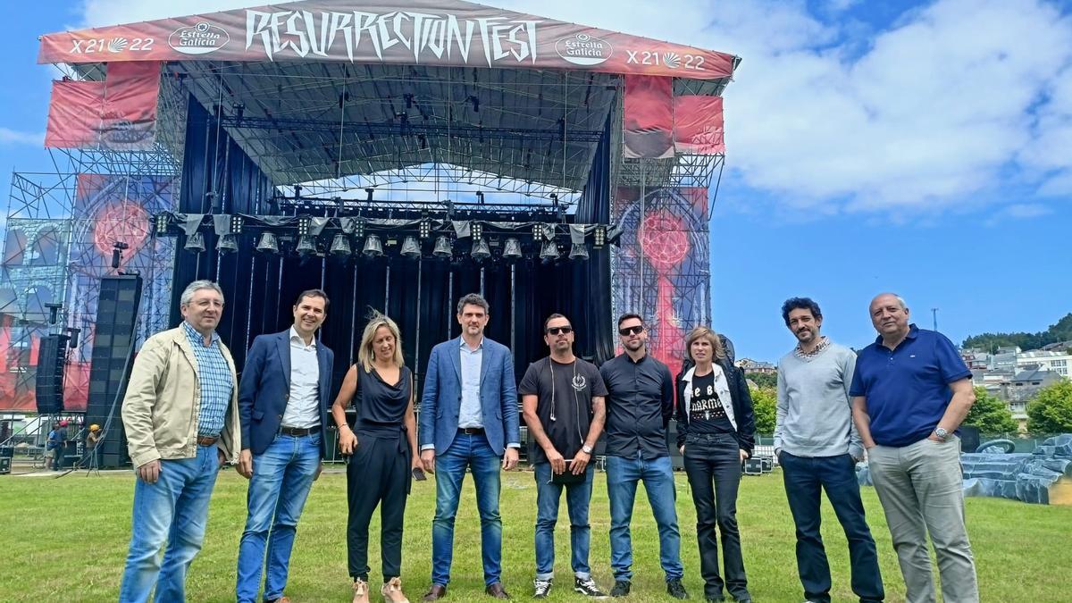 Organizadores y autoridades en la presentación del Resurrection Fest 2022.