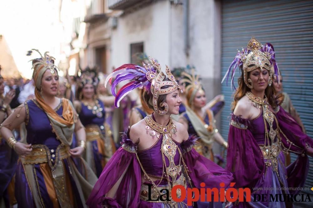 Procesión Desfile día 3 de Mayo en Caravaca