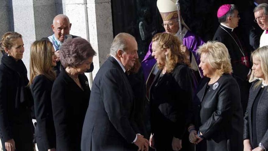 Rajoy apela a la unidad para superar la fractura del 11-M