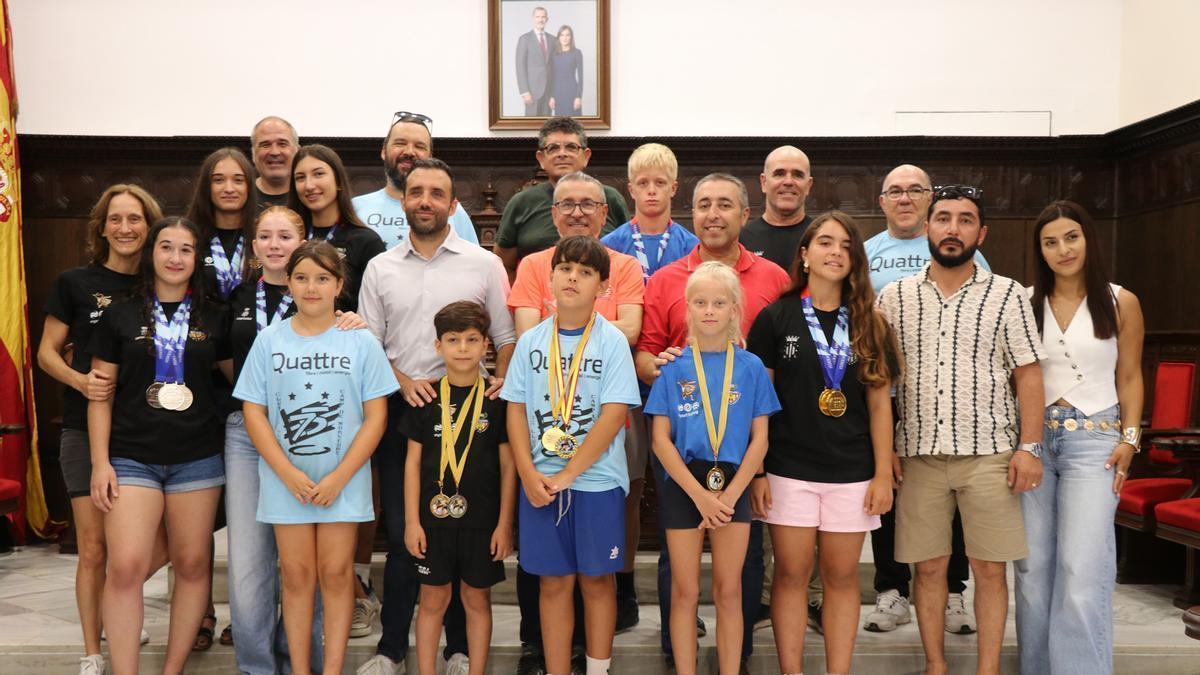 Acto de reconocimiento del ayuntamiento al club.