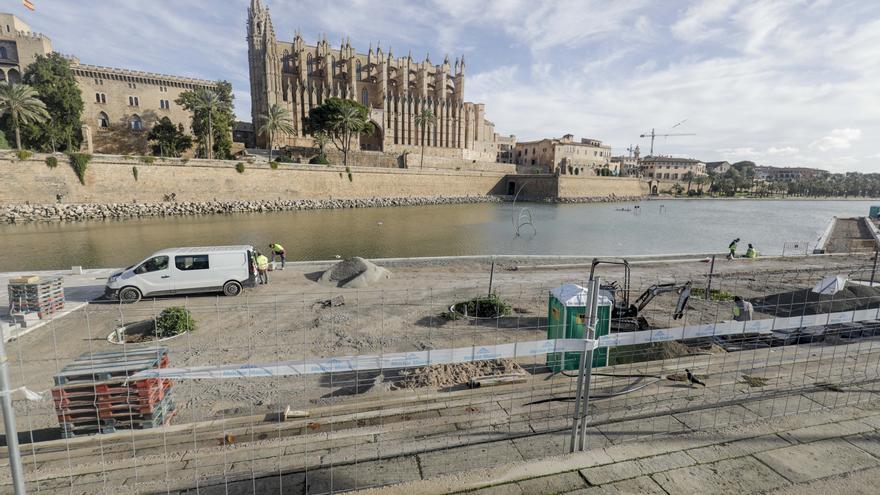 Los vecinos critican la pasividad del ayuntamiento de Palma ante &quot;la degradación&quot; de la zona más ciudadana del Parc de la Mar