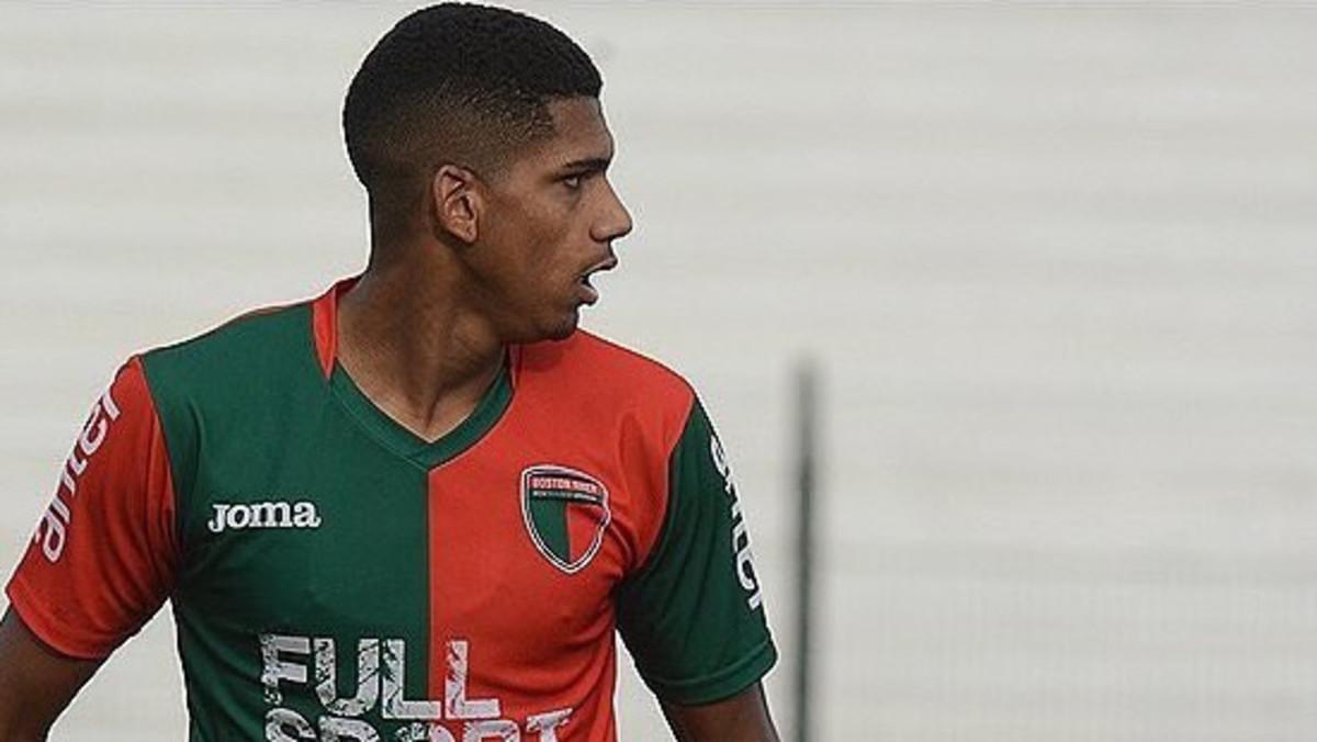 Ronald Araújo, rumbo a Barcelona