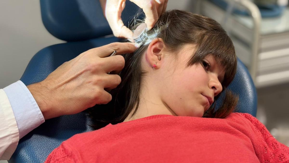 La implantación del sistema Nucleus® Nexa™ en Vithas Valencia 9 de Octubre supone un avance significativo para los pacientes con hipoacusia severa o profunda.