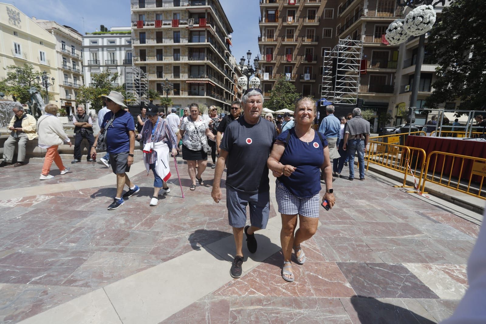 Desembarco de cruceristas en el centro de València