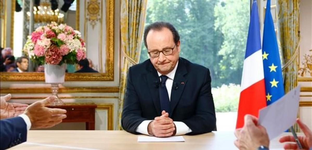 François Hollande, ahir al matí durant una entrevista televisiva. 