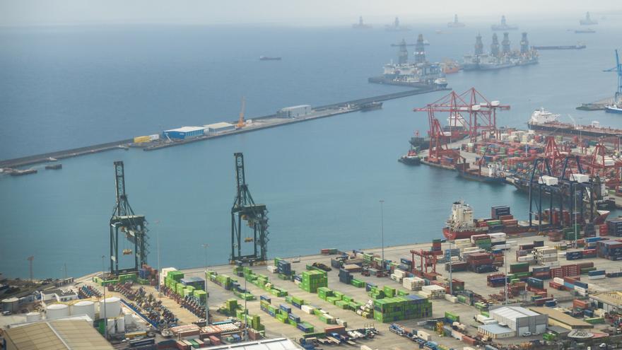 El efecto Mar Rojo: Los puertos de Las Palmas registran el mejor arranque de año de esta década