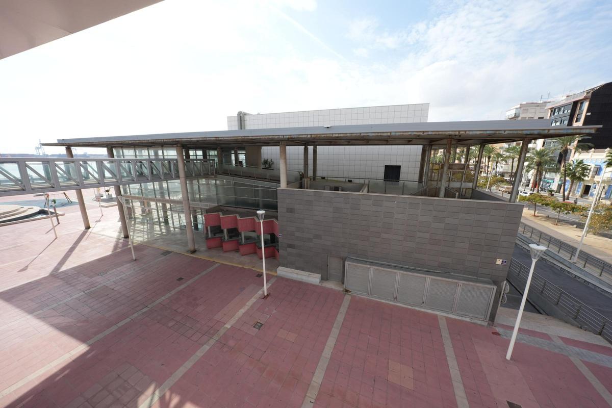 Edificio de los antiguos cines donde se ubicará el 'hub' tecnológico.
