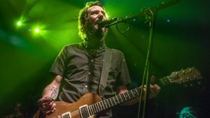 Ben Bridwell durante el concierto de Band of Horses en la Sala Apolo