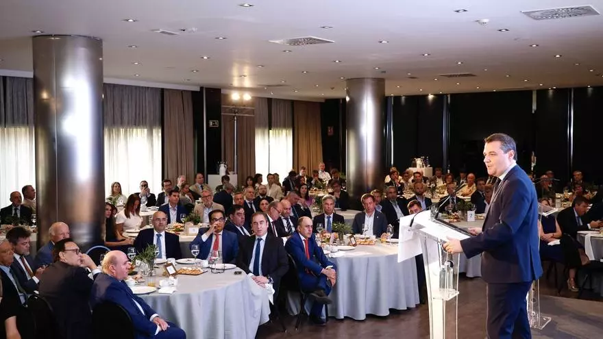 Bellido anuncia que Córdoba saldará su deuda con el poeta del Siglo de Oro y celebrará en 2027 el Año Góngora