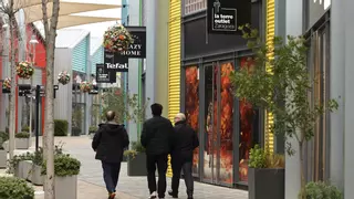 Abre una nueva tienda de ropa en la Torre Outlet de Zaragoza