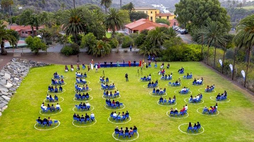 Graduación al aire libre en el Hispano Inglés