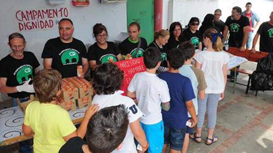 Plasencia ratifica una multa a dos miembros del Campamento Dignidad