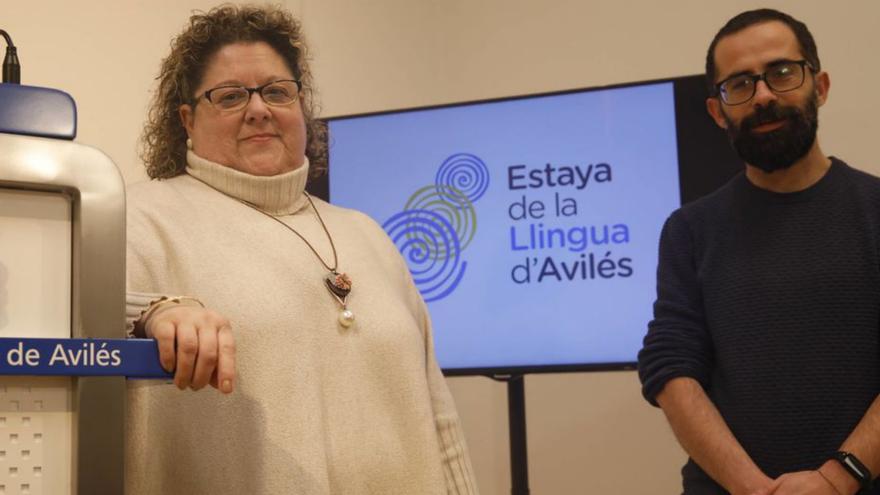 Montse Machicado y David García, ayer, durante la presentación. | Á. G.