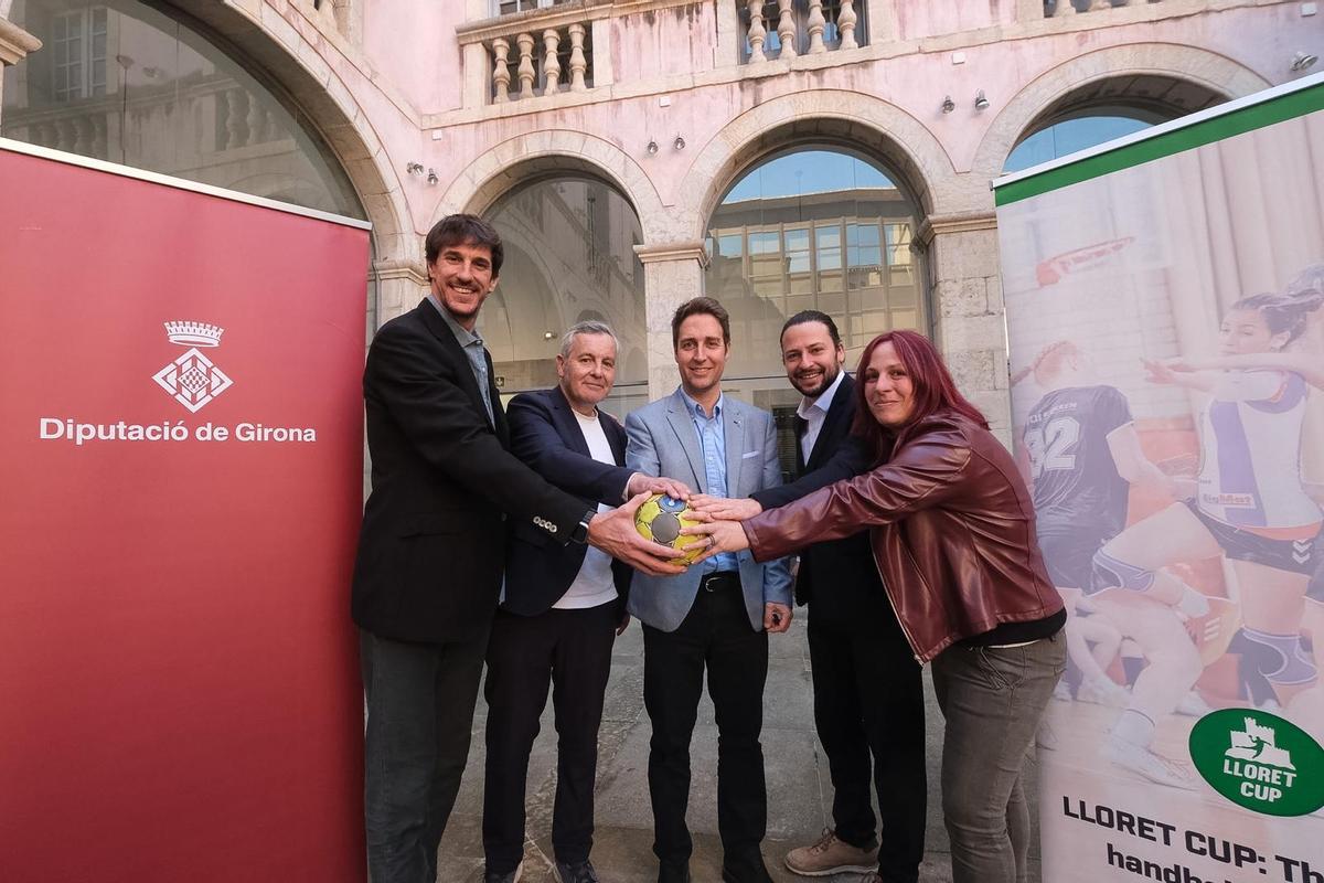 La presentació del torneig d'handbol base Costa Brava Lloret Cup.