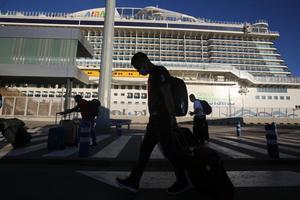 El govern de Colau exigeix ara eliminar dues terminals de creuers més a Barcelona