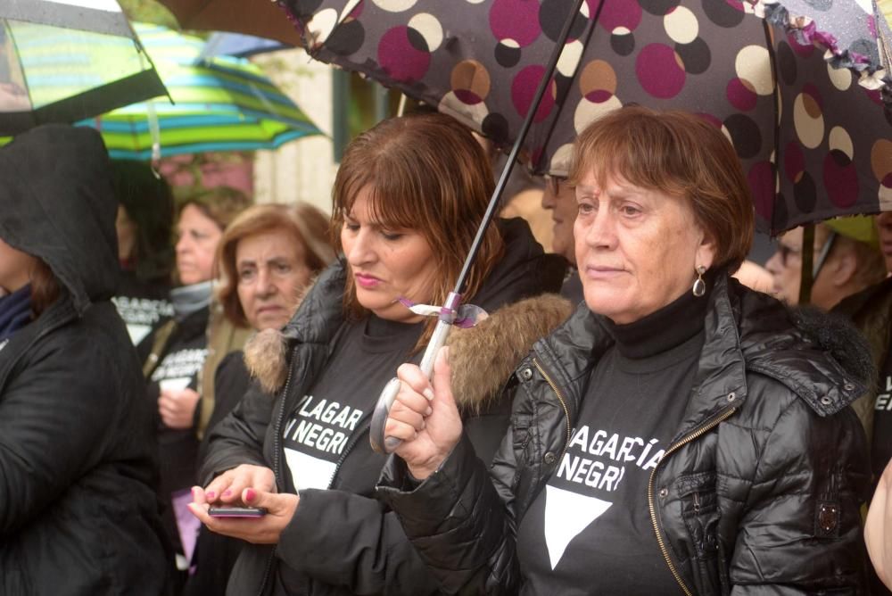 Manifestaciones en Galicia contra el maltrato. // I. Osorio, Bernabé/Luismy, G. Núñez, N. Parga