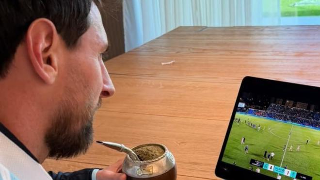 Messi celebra en las redes la primera victoria al frente del Eldense: "Aupa Deportivo"