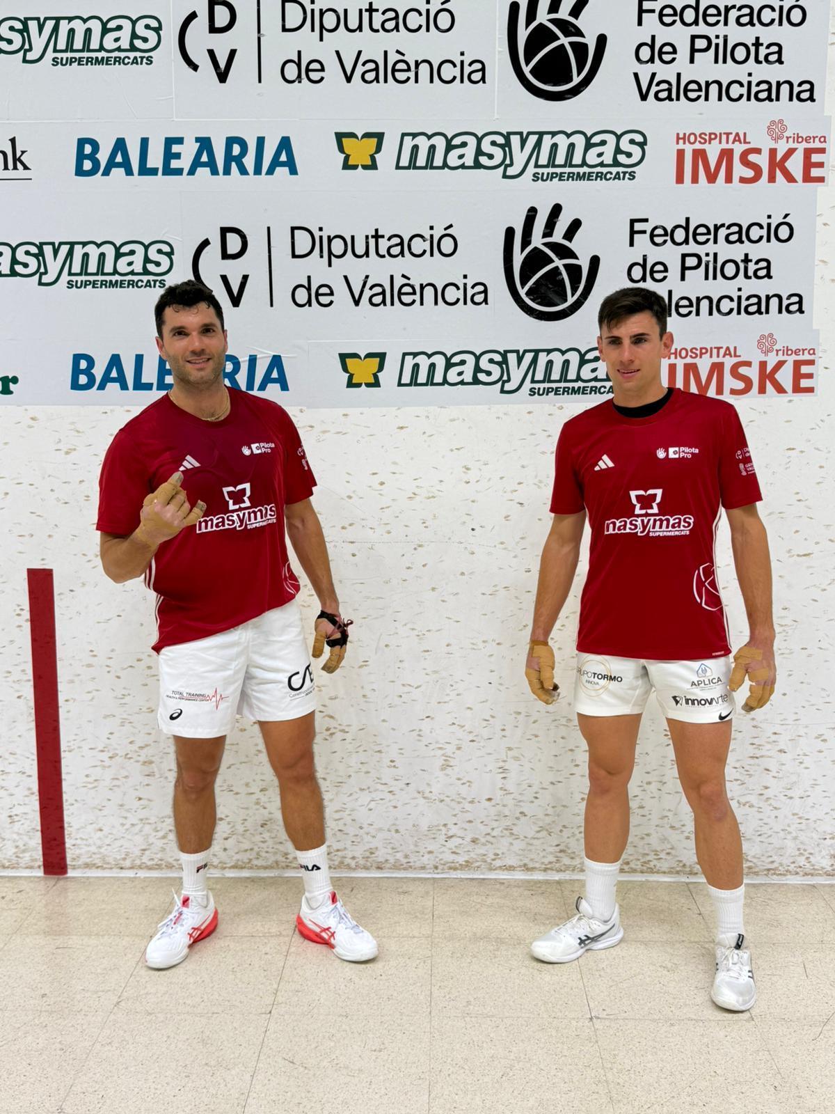 Marrahí i Tonet IV celebren la victòria en semifinals