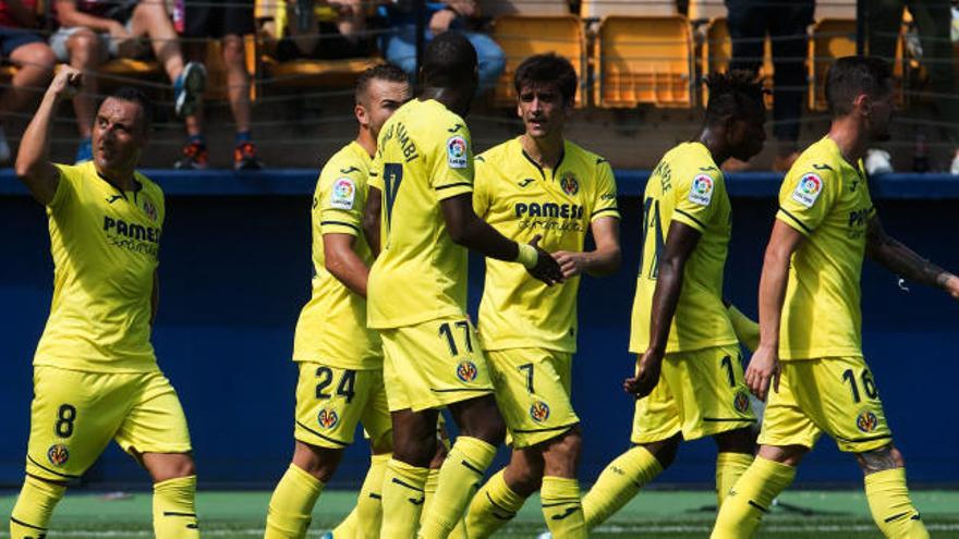 Celebrando el primer gol.