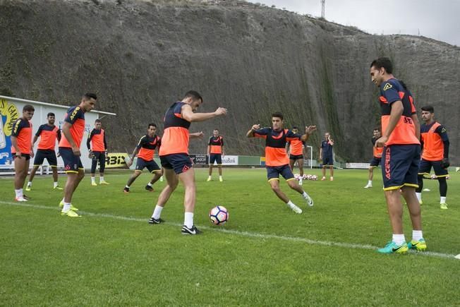 FÚTBOL PRIMERA DIVISIÓN UD LAS PALMAS