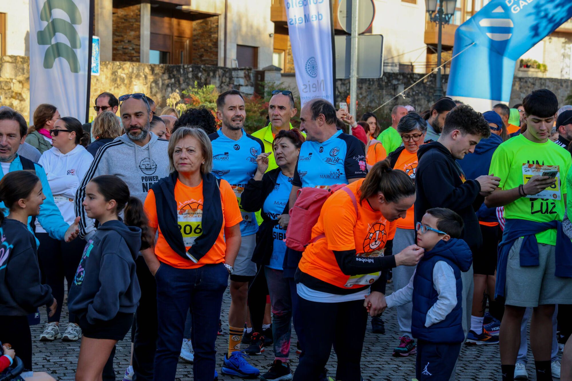 Andaina y carrera solidaria por niños como Leo Diz