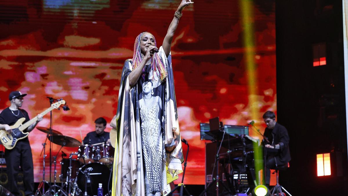 Una edición anterior de los premios Dial.