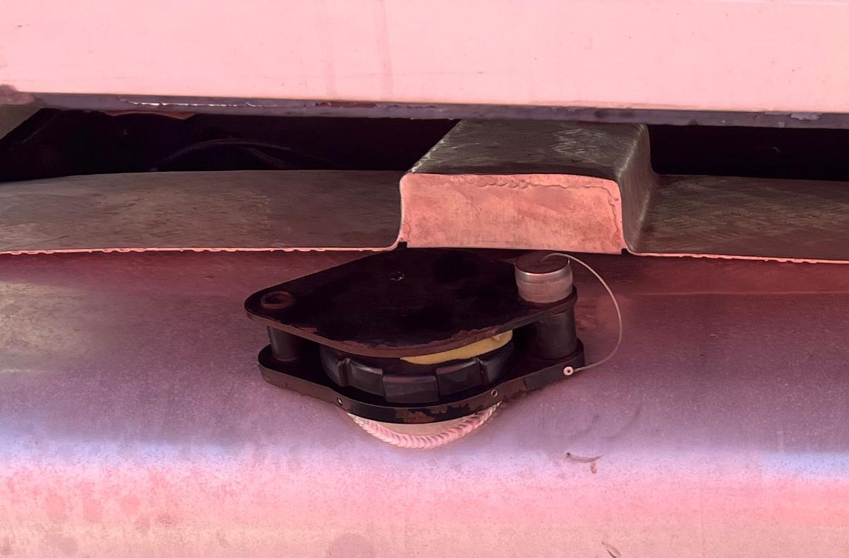 Tapón de seguridad en el tanque con refuerzo especial para evitar robos de combustible