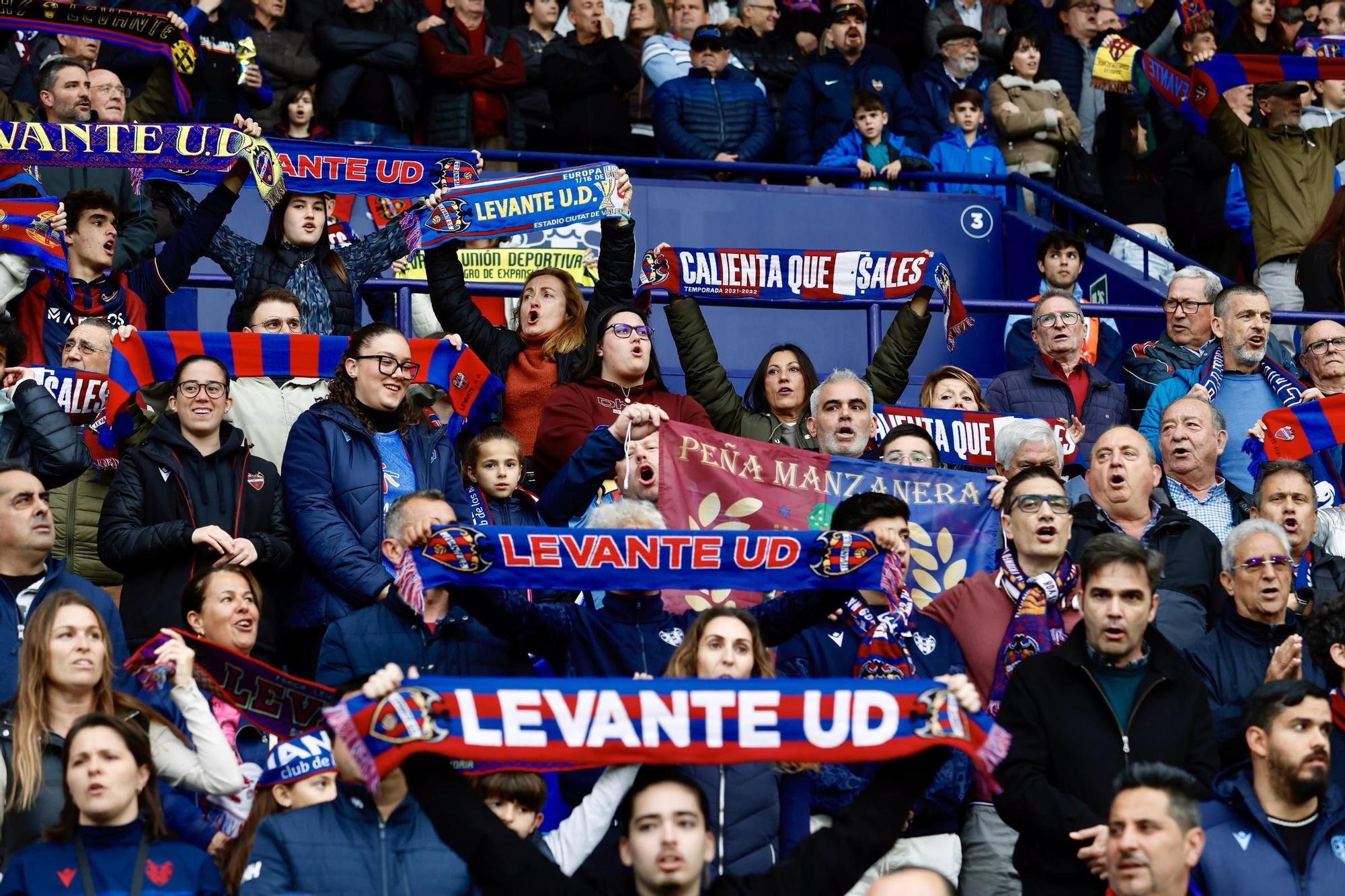 Levante UD - Elche CF en imágenes