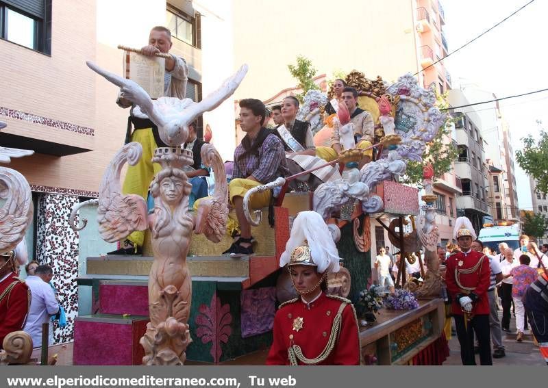 GALERIA DE FOTOS -- El Grao se vuelca con la Cabalgata del Mar de Sant Pere