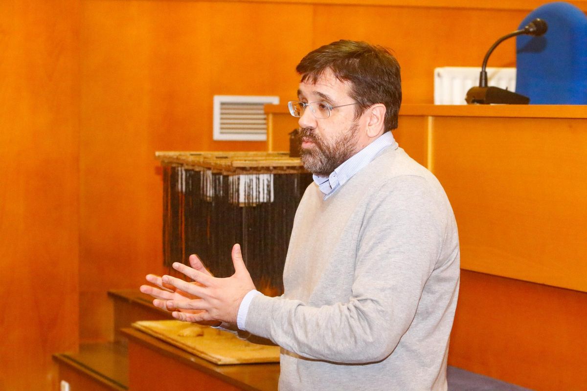 El secretario del Consello, Joaquín Garrido, durante la presentación.