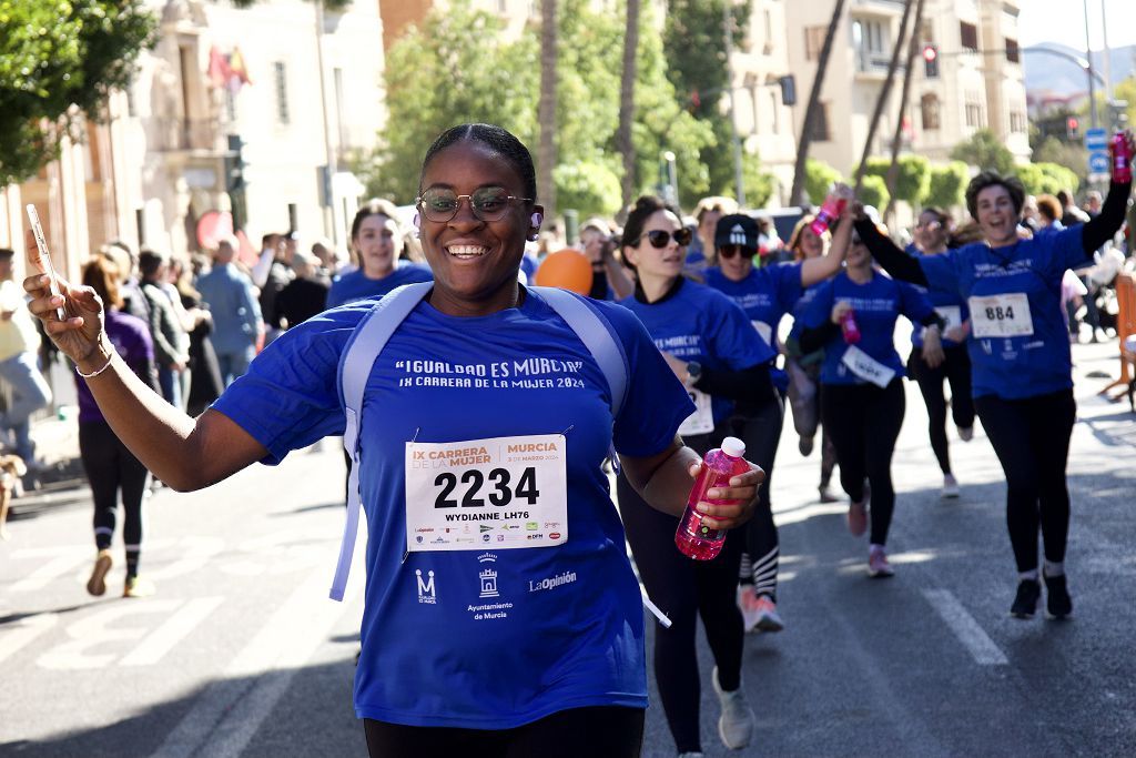 Las imágenes de la llegada a meta de la Carrera de la Mujer de Murcia 2024