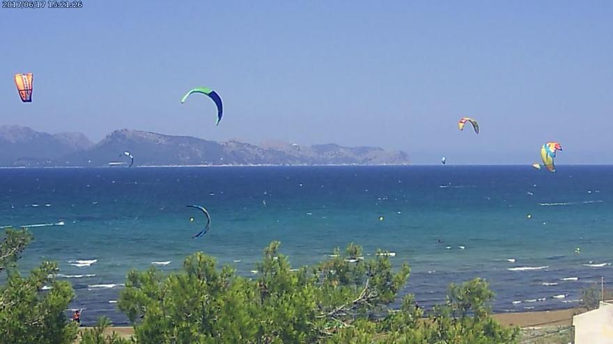 Port d&#039;Alcúdia am Samstagnachmittag.