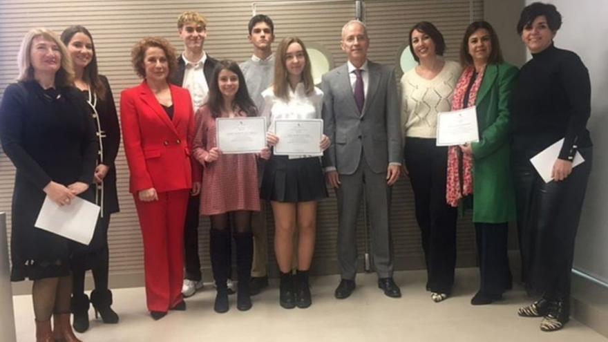 Cuatro alumnos de la Región, premiados en un concurso de la Agencia Tributaria