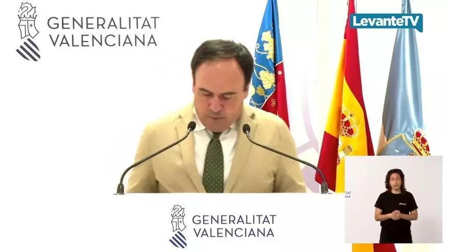 Pérez Llorca promete un descenso de ratios para el proceso de admisión escolar de 2027