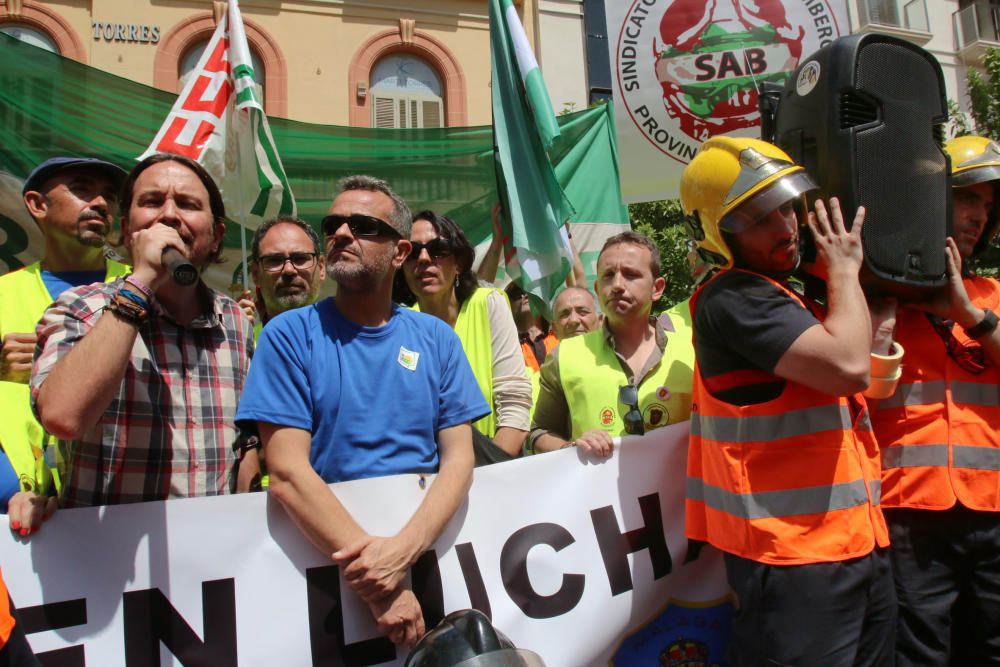 Manifestación de los bomberos de Málaga