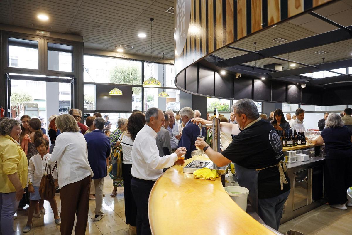 El mítico Corner Hut de Vigo cumple 50 años