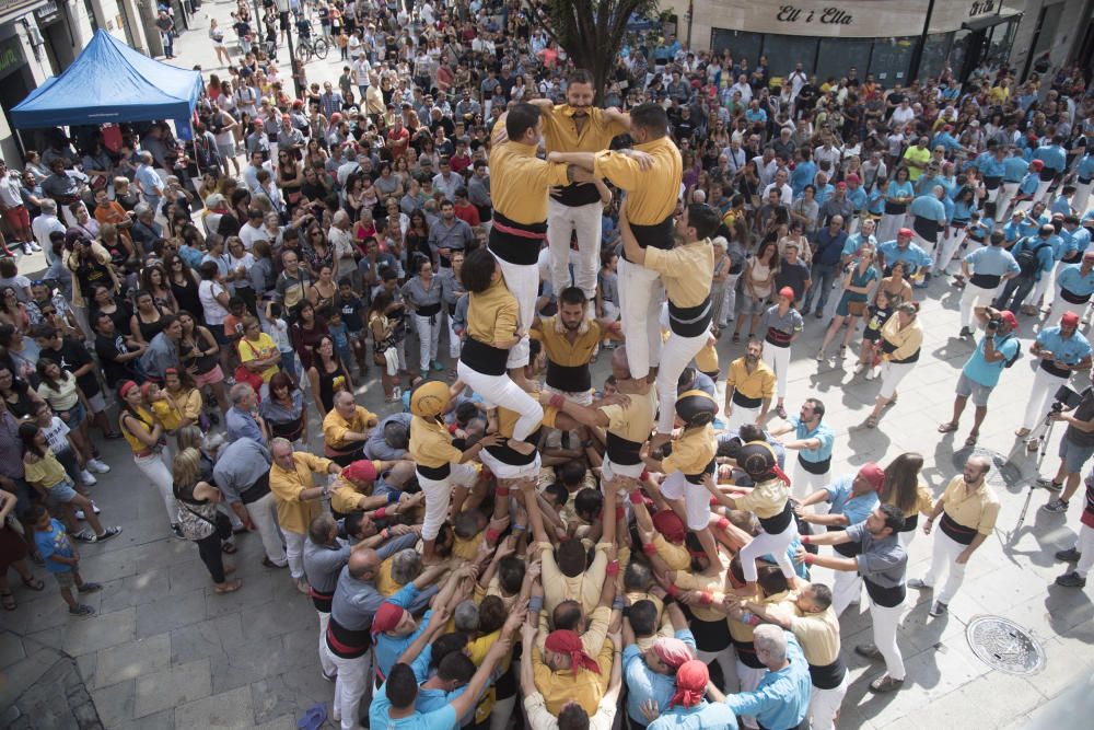 Els Tirallongues fan una actuació pràcticament rod