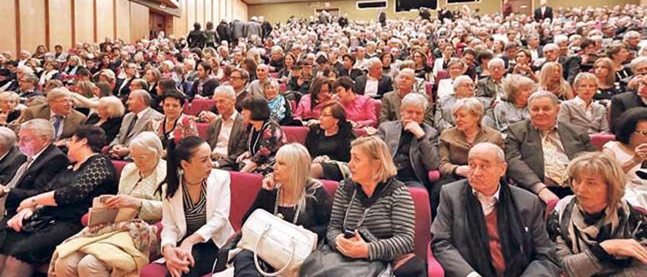 Uep Teatre Palmanyola actúa en el Auditòrium.