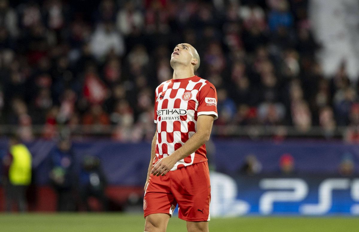 Oriol Romeu, con la camiseta del Girona