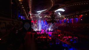 Red Bull Team 5 corona al equipo Werlyb Velvet