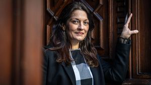 Barcelona 18/12/2024 Icult. Entrevista con la escritora Corina Oproae por su novela La mesa limón, premio Tusquests de Novela 2024. AUTOR: MANU MITRU