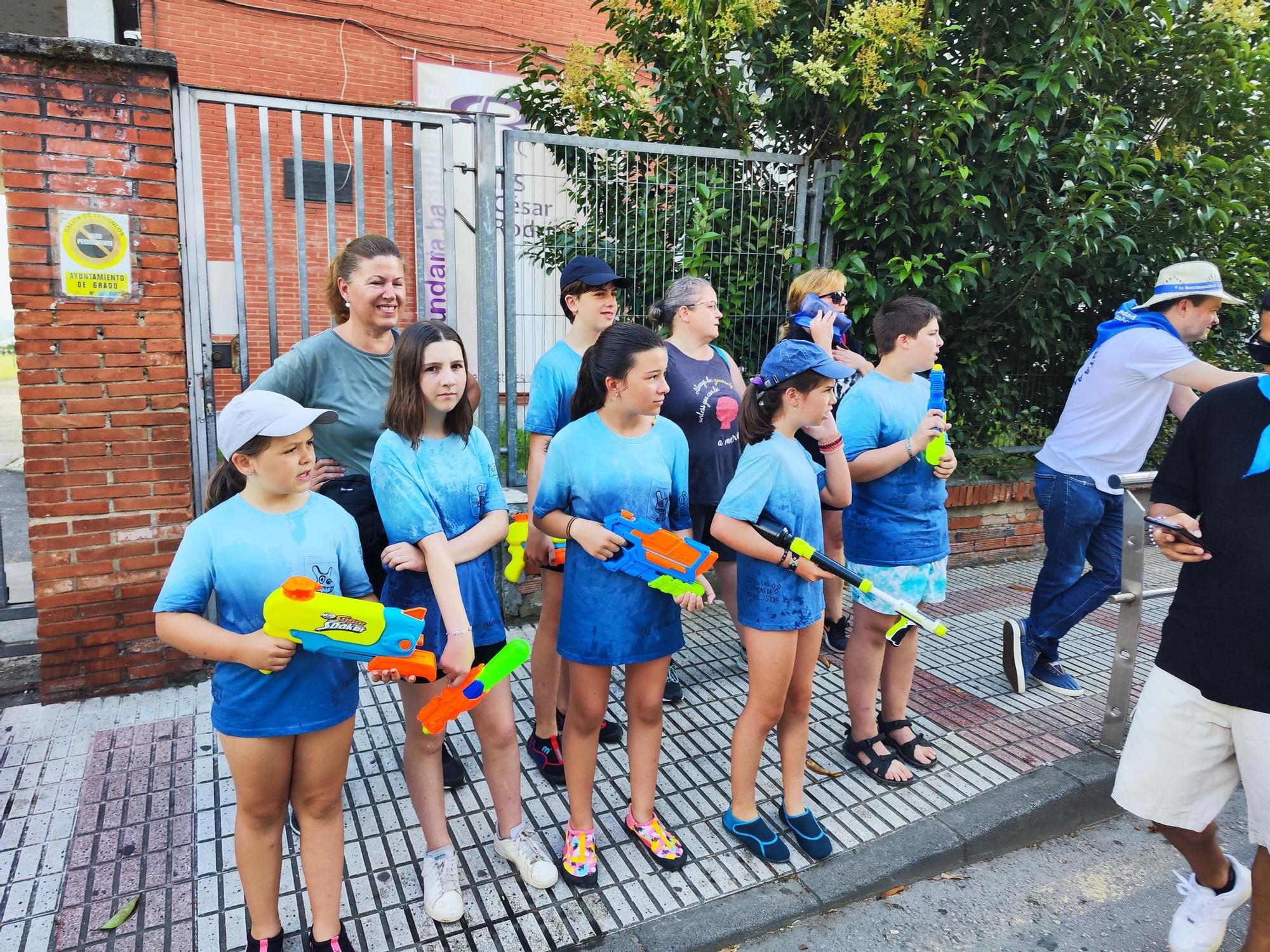 Grado se remoja por Santiago y Santa Ana