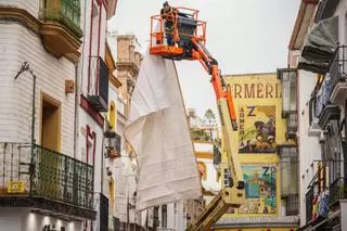 Así son los nuevos toldos que lucirán las calles de Sevilla este verano