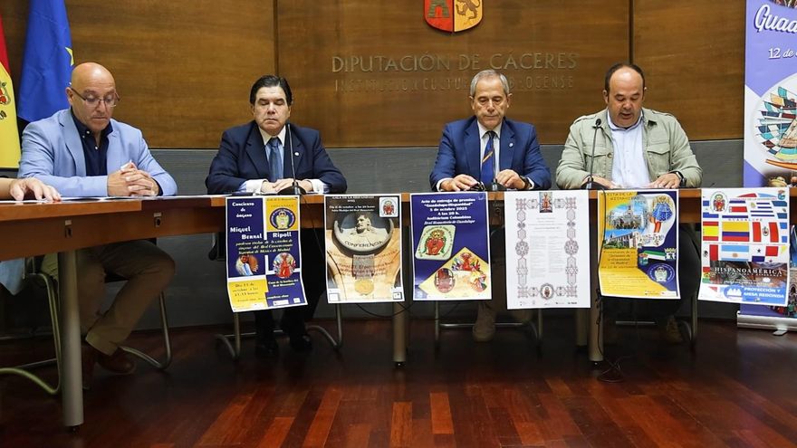 Vídeo | La Real Asociación de Caballeros de Santa María de Guadalupe celebra el 12 de octubre su día grande en honor a la Virgen
