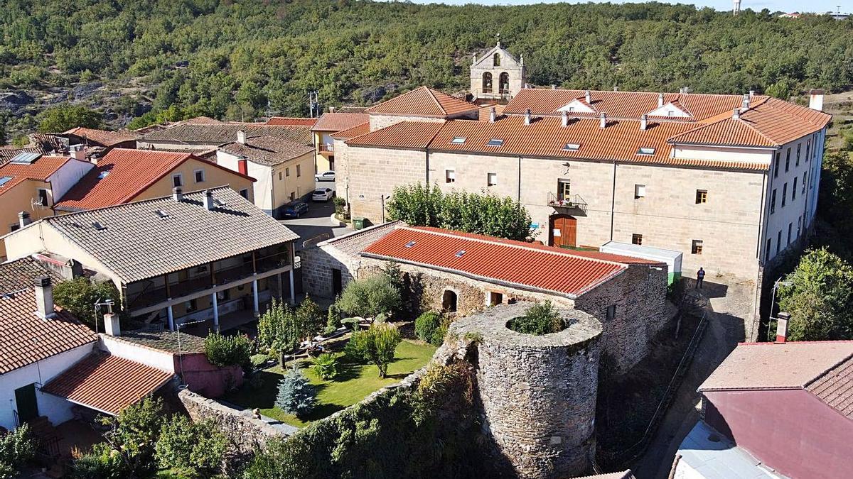 El “jardín del cura”, uno de los espacios visitables en la iniciativa “Sacro Alcañices” este verano. | Ch. S.