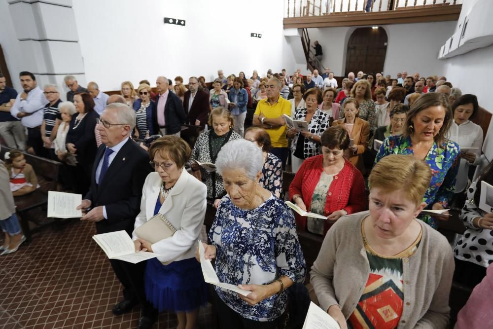 Homenaje en Tremañes a Cándido Viñas