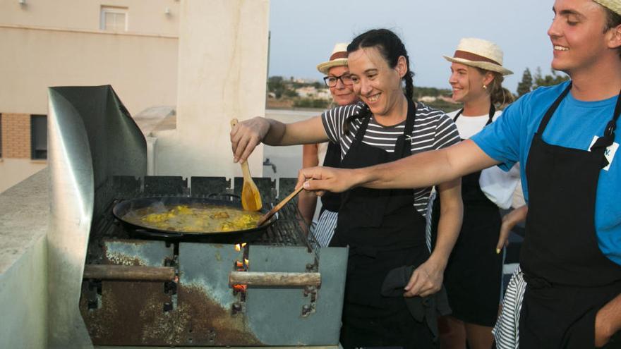 La felicidad de los valencianos (casi) cabe en casa, según un estudio