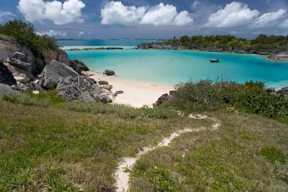 Playa entre las islas Charles y Castle, en la costa este del archipiélago de Bermudas.